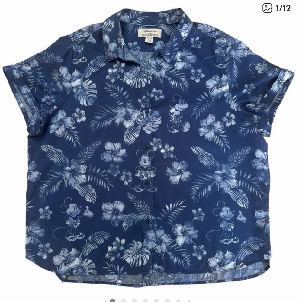Disney Parks Tommy Bahama Mickey Aloha Womens Button Up Camp Shirt Size Medium